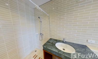 6 Bedroom House for sale at Lanna Thara Village