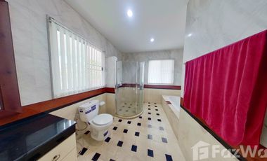6 Bedroom House for sale at Lanna Thara Village