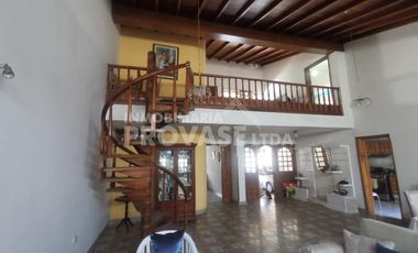casa en venta en barrio blanco. Cod V102313