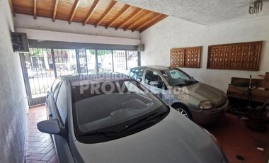 casa en venta en barrio blanco. Cod V102313