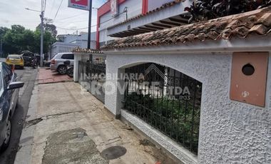 casa en venta en barrio blanco. Cod V102313