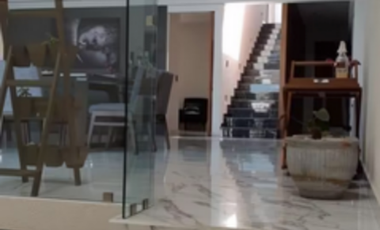INCREIBLE RESIDENCIA CON ACABADOS DE LUJO