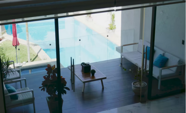 INCREIBLE RESIDENCIA CON ACABADOS DE LUJO