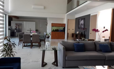 INCREIBLE RESIDENCIA CON ACABADOS DE LUJO