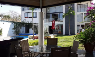 INCREIBLE RESIDENCIA CON ACABADOS DE LUJO