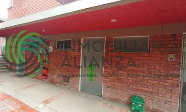 consultorio en arriendo en antonia santos centro. Cod A17194