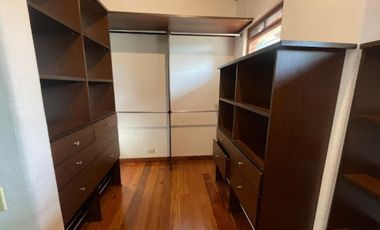 casa en arriendo en loma de las brujas. Cod A55612