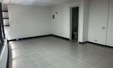 oficina en arriendo en centro internacional. Cod A6690301