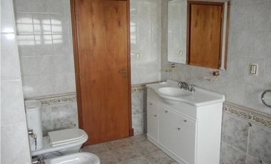 Chalet 5 amb (Gral. Paz 4200)