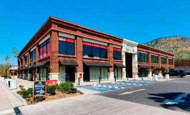 Arriendo local comercial en Lo Barnechea