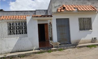 CASA EN VENTA EN REY LOMA OTAVALO