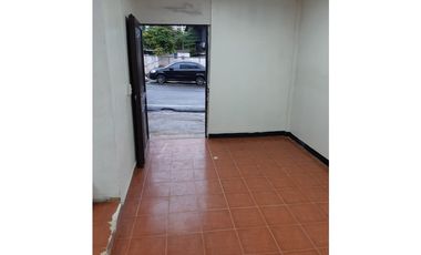 Se Alquila Local en San Francisco 65mt2. $700