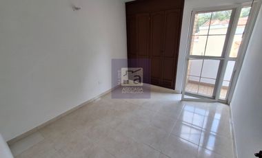 COD. 6224 - SE ARRIENDA CASA - BARRIO: ANILLO VIAL