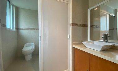 CASA EN VENTA EN LOMAS DE COCOYOC