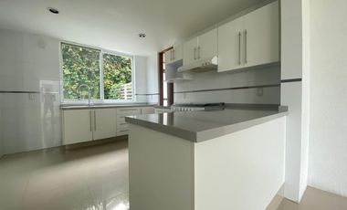 CASA EN VENTA EN LOMAS DE COCOYOC