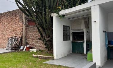 Casa en venta en Temperley Oeste