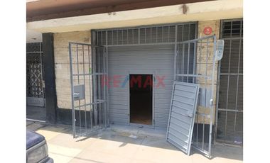 Se Alquila Local Comercial En Santa Beatriz - Cercado De Lima