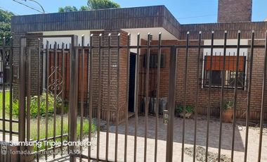 VENDO MAGNIFICA PROPIEDAD ZONA RESIDENCIAL... CESAR BERTOLOTTO (Movil: 351 519----)