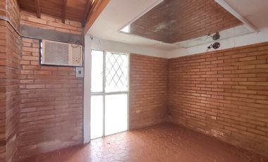 casa en venta en villa antigua. Cod V31098
