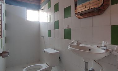 casa en venta en villa antigua. Cod V31098