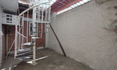 casa en venta en villa antigua. Cod V31098