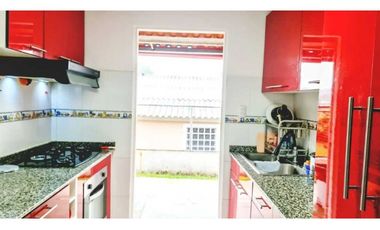 VENTA DE CASA EN VILLA ZAITA TIENE PANELES SOLARES