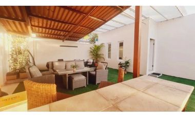 VENTA DE CASA EN VILLA ZAITA TIENE PANELES SOLARES