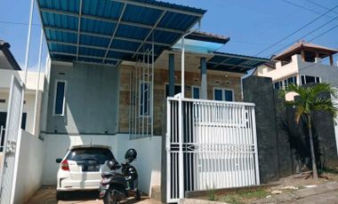 Dijual Rumah Villa Murah Malang