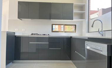 casa en arriendo en macadamia. Cod A8383977