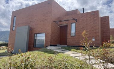 casa en arriendo en macadamia. Cod A8383977