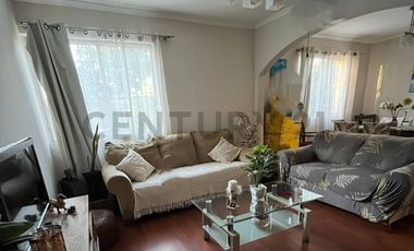 Se vende casa, San Joaquin, Metro Rodrigo de Araya