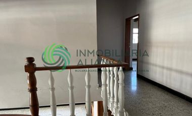 apartamento en venta en cabecera del llano. Cod V61581