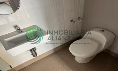 apartamento en venta en cabecera del llano. Cod V61581