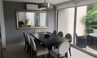 Se Vende Casa Dúplex en Costa Sur $ 350k AB