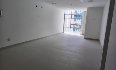 consultorio en arriendo en avenida 30 de agosto. Cod A5498