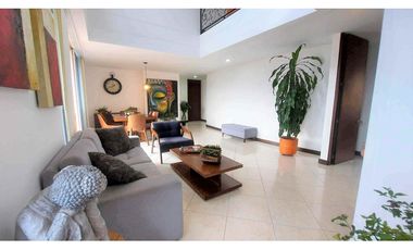 Apartamento Penthouse Amoblado en Arriendo Poblado Sector Castropol