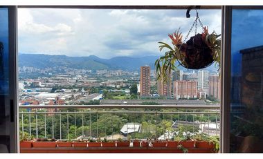 Apartamento Penthouse Amoblado en Arriendo Poblado Sector Castropol