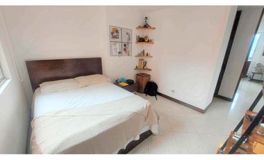 Apartamento Penthouse Amoblado en Arriendo Poblado Sector Castropol