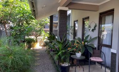 Rumah Rasa Villa di Lembang Nyaman Area Perkebunan View Bandung Cantik Udara Dingin