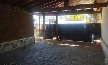Casa en venta en Bernal Oeste