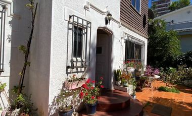 Se vende amplia casa sector residencial de Chorrillos, Viña del Mar