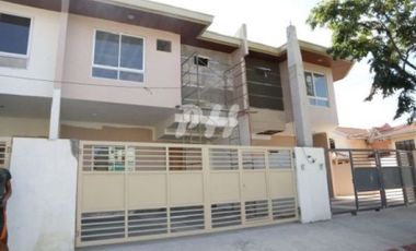 Classy Townhouse in West Fairview near Commonwealth Avenue PH939