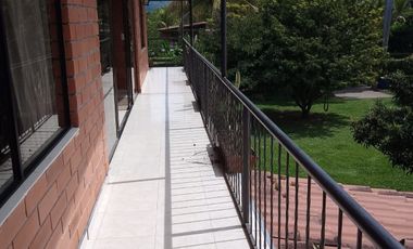 SE VENDE EXCELENTE TEMPERADERO EN SANTAGUEDA.