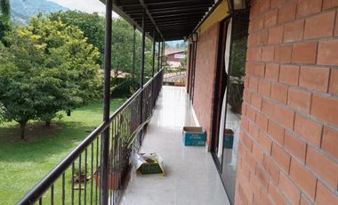 SE VENDE EXCELENTE TEMPERADERO EN SANTAGUEDA.