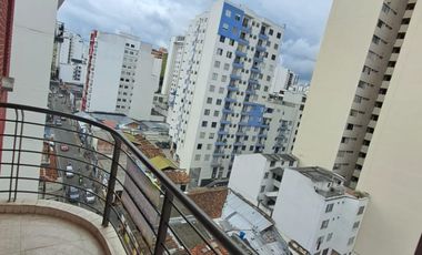 apartamento en arriendo en antonia santos. Cod A126565