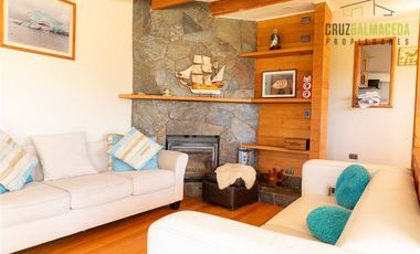 Casa en Venta en Orilla de Lago camino a Ensenada km 20, sector Río Pescado