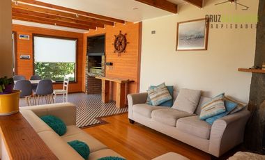 Casa en Venta en Orilla de Lago camino a Ensenada km 20, sector Río Pescado