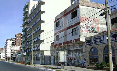 HOTEL EN MAR DE AJO SOBRE LA COSTANERA - 22 HABITACIONES + RESTAURANTE P/RESTAURAR - ATENCIÓN INVERSIONISTAS! INMEJORABLE UBICACIÓN