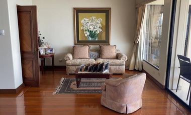 VENTA DE MANSIÓN CON VISTA AL RIO EN SAMBORONDÓN