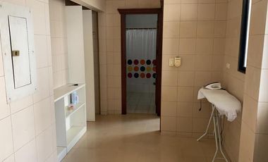 VENTA DE MANSIÓN CON VISTA AL RIO EN SAMBORONDÓN